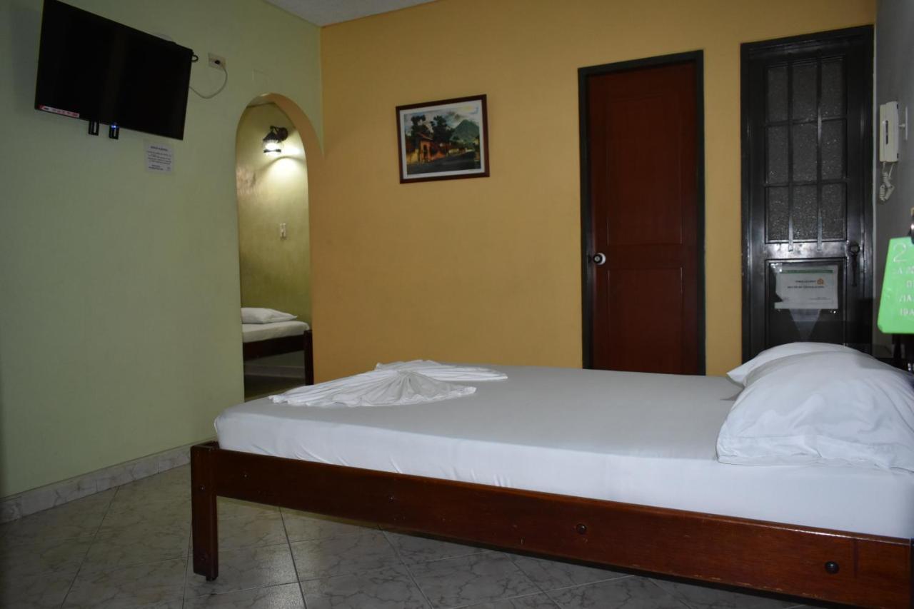 La Posada Del Viajero Ibagué Extérieur photo